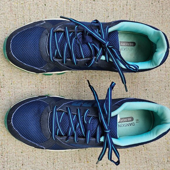 Danskin Now Women Shoe Lightweight Athletic Moonwalker Lace Up Sneakers Size 8 - Picture 3 of 11